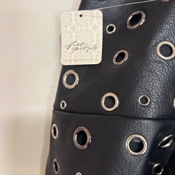 Free people embellished slouchy carryall BNWT. - Picture 2 of 4